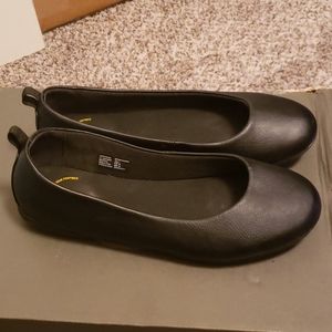 Treadsafe slip resistant shoes